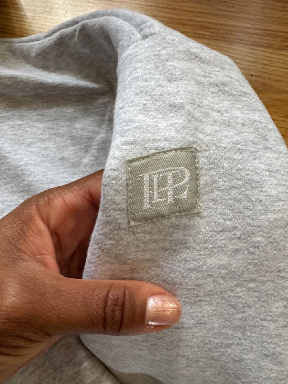 Light Gray Hoodie from Pretty Little Things ✨ size L Tall - Picture 5 of 11